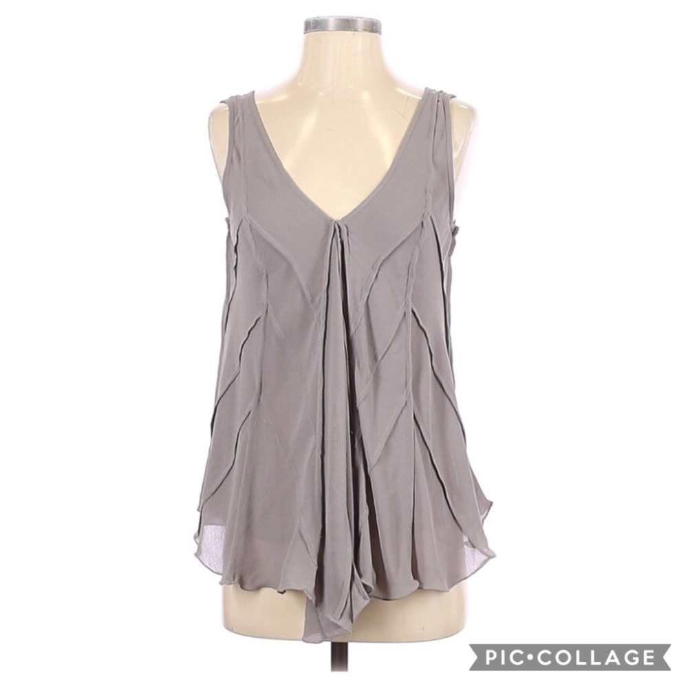 Max Studio Chiffon Geometric Seamed Sleeveless Top